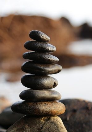 cropped-balance-blur-boulder-355863-3.jpg